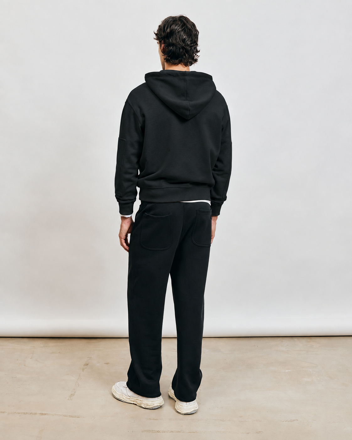 CORE CREWNECK HOODIE