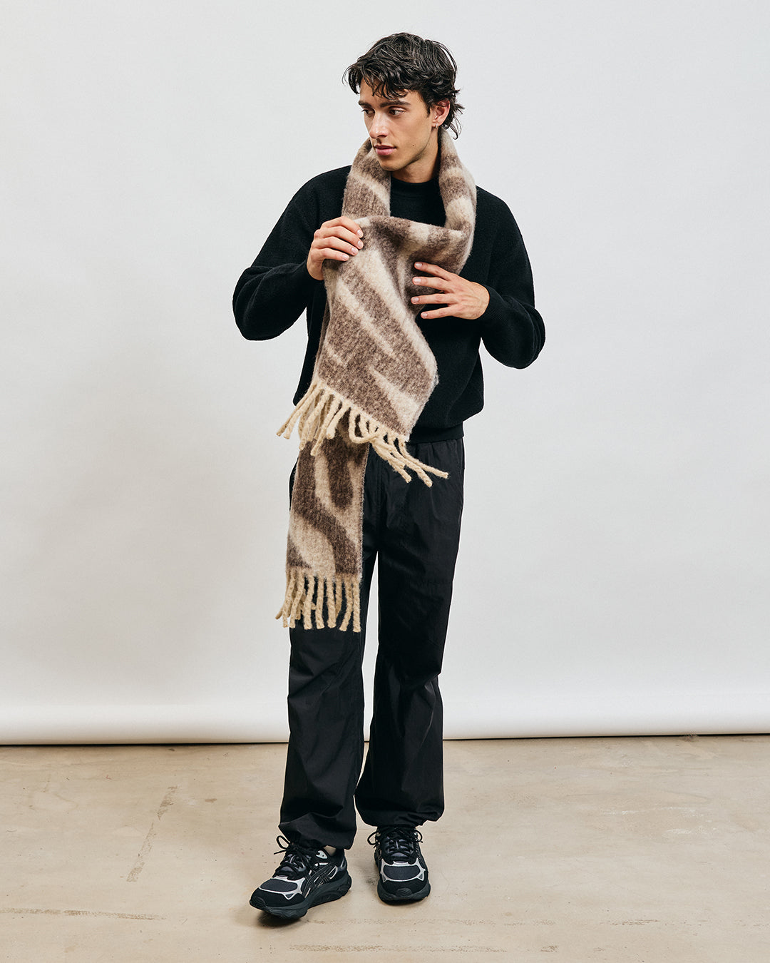 OVERSIZE JACQUARD SCARF