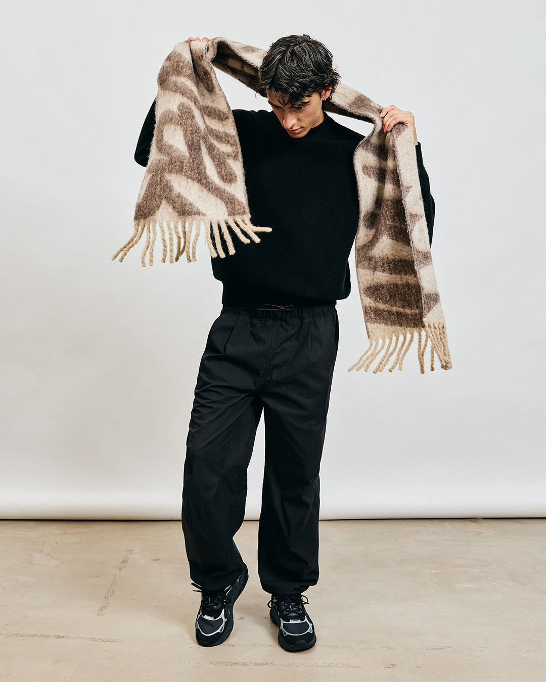OVERSIZE JACQUARD SCARF