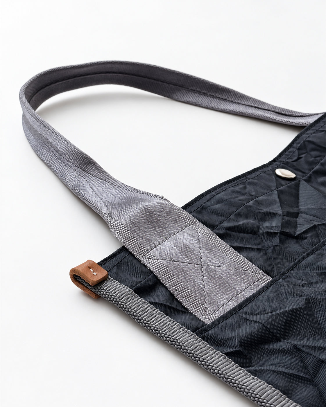 NYLON TOTE
